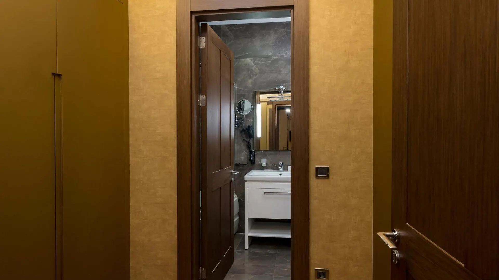 Continental Hotel Pera Istanbul 4*,  Turkey
