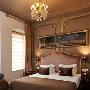 4* מלון Faik Pasha Special Category Beyoglu