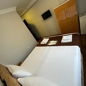 Hotel Tavra